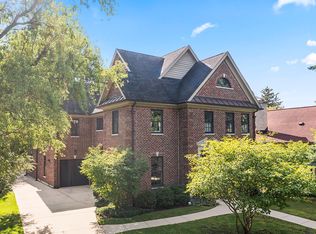 411 Selborne Rd, Riverside, IL 60546