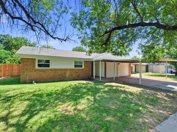 744 Windsor Dr, Everman, TX 76140