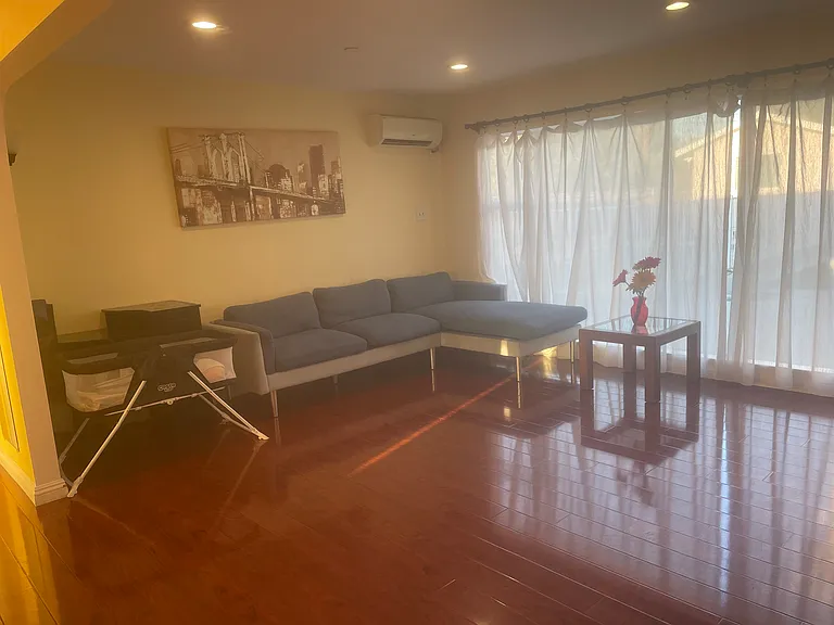 2548 Mayflower Ave #B — Photo 23