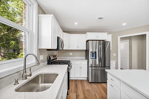 81 N Euclid Ave #2 Photo 1