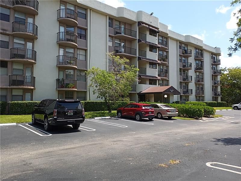 2771 Riverside Dr APT 418-A, Coral Springs, FL 33065 | Zillow