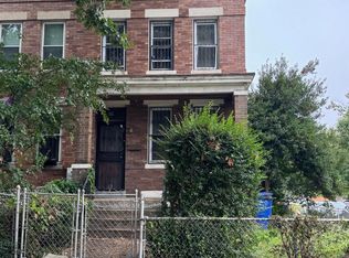 560 14th St SE, Washington, DC 20003