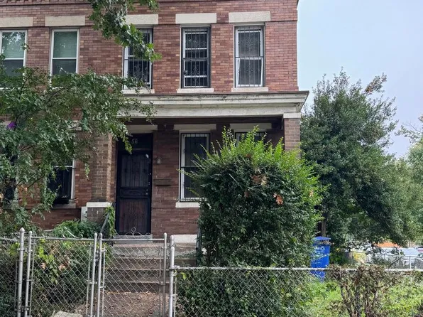 560 14th St SE, Washington, DC 20003