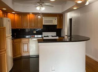 7135 Park Ave #1, Fresh Meadows, NY 11365