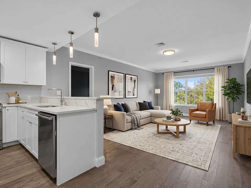131 Eliot St #304