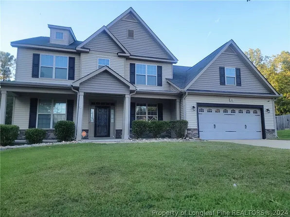40 Nutmeg Cir, Spring Lake, NC 28390