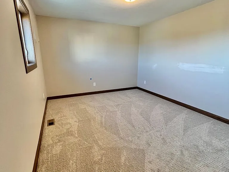 5525 W Liberator Cir — Photo 17