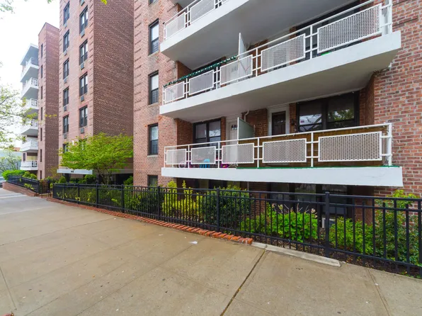 48-50 38th Street image 5 of 13