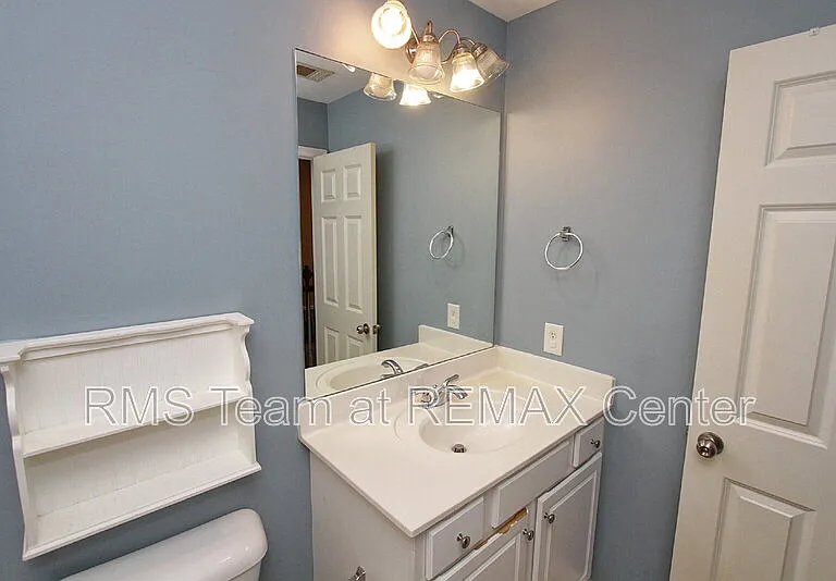 1360 Eastgate Ct SE — Photo 29
