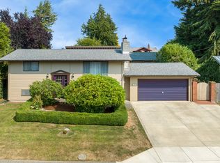 1918 N 14th St, Coos Bay, OR 97420