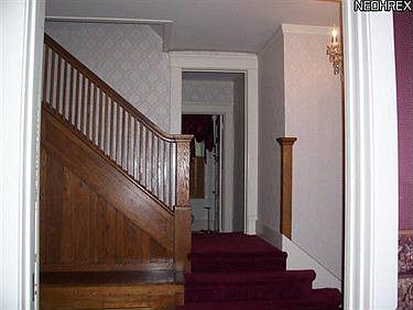 3rd image of 318 Thompson Ave