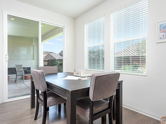 3rd image of 7949 Auberge Cir