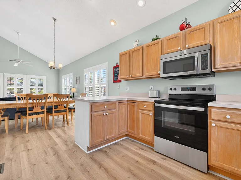 4 Oleander Ln — Photo 11