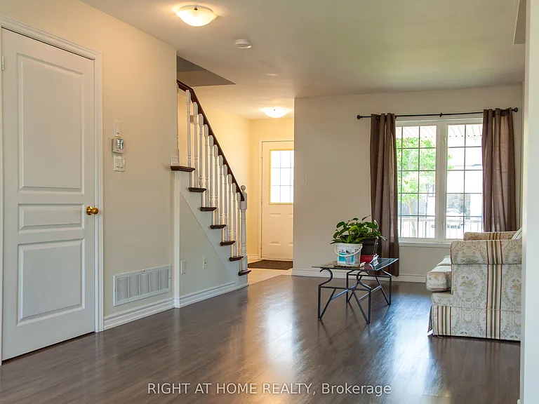 68 Trevino Cir — Photo 3