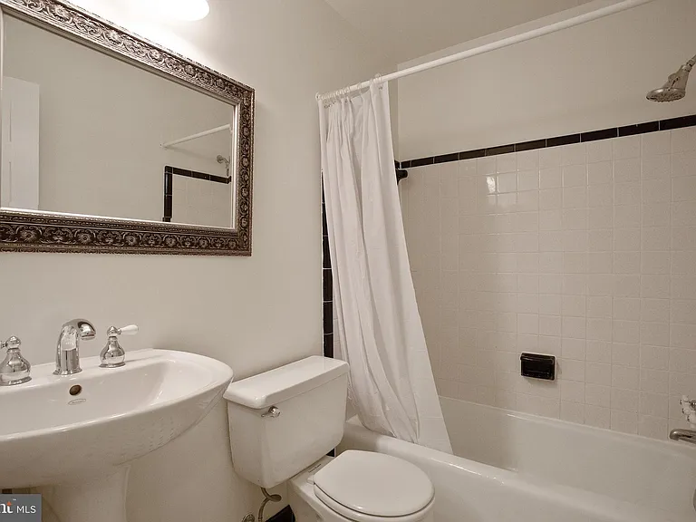 7041 Alicent Pl — Photo 13