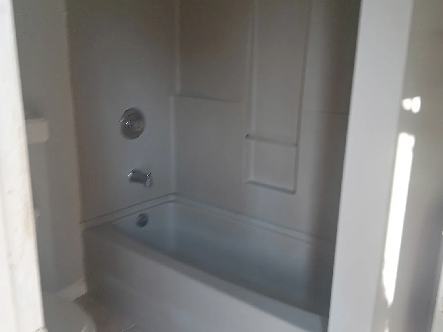 1 bed, 600 sqft, $1,750 — Photo 4