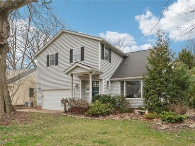 26626 Osborn Rd, Bay Village, OH, 44140