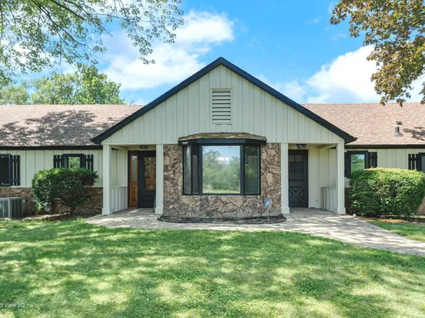 29570 N Gilmer Rd, Mundelein, IL 60060