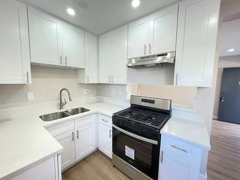 Citrus Village — Photo 14