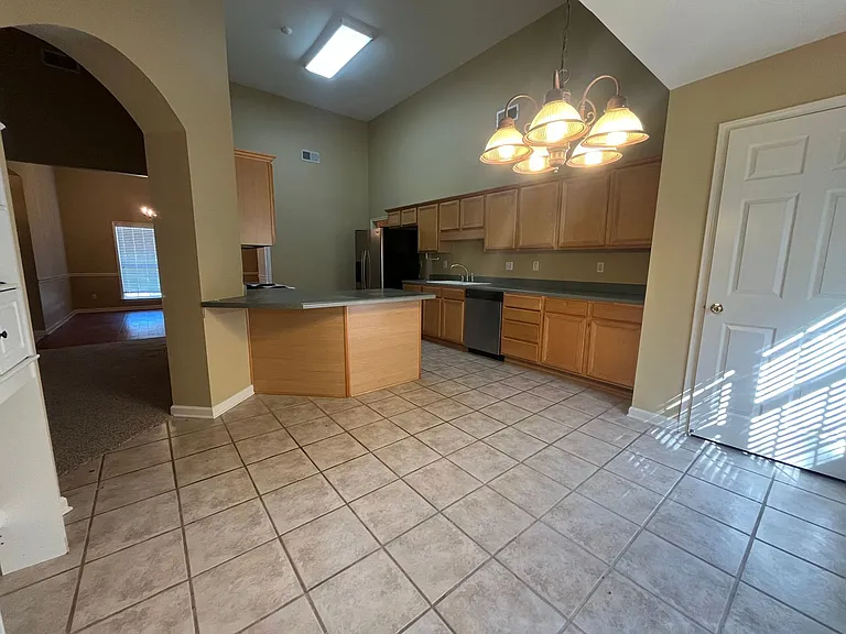 9150 Hervay Cv — Photo 11