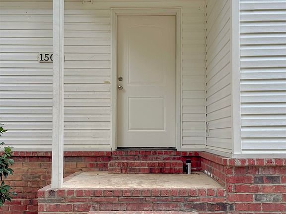3rd image of 1504 McCurdy Rd