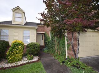 8425 Woodbend Trl, Knoxville, TN 37919