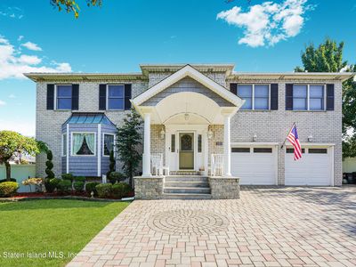 298 Kramer Ave, Staten Island, NY, 10309