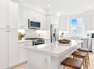 20 Wisteria St, Rancho Mission Viejo, CA 92694