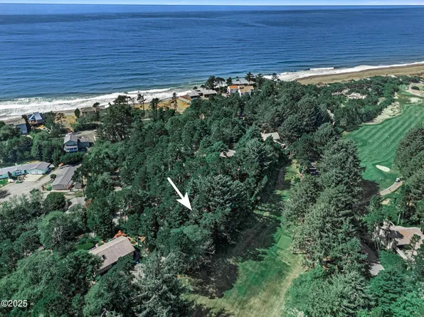 17 Ocean Crest Ln, Gleneden Beach, OR 97388
