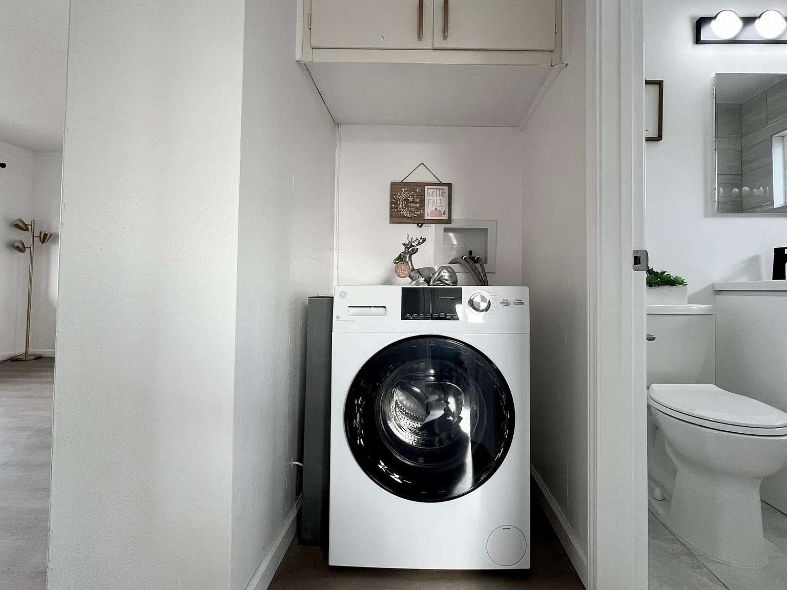 2 bed, 750 sqft, $2,900 — Photo 3