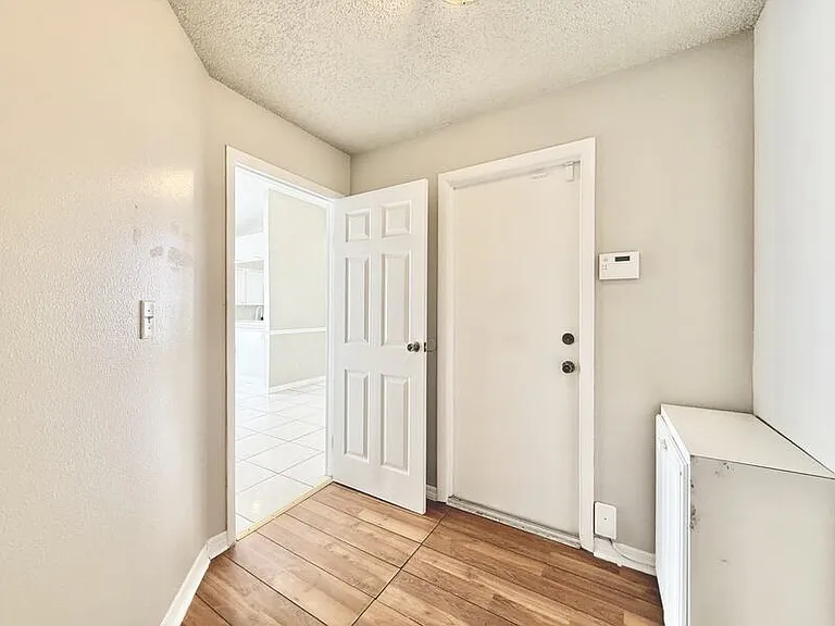 11316 Maybrook Ave — Photo 40