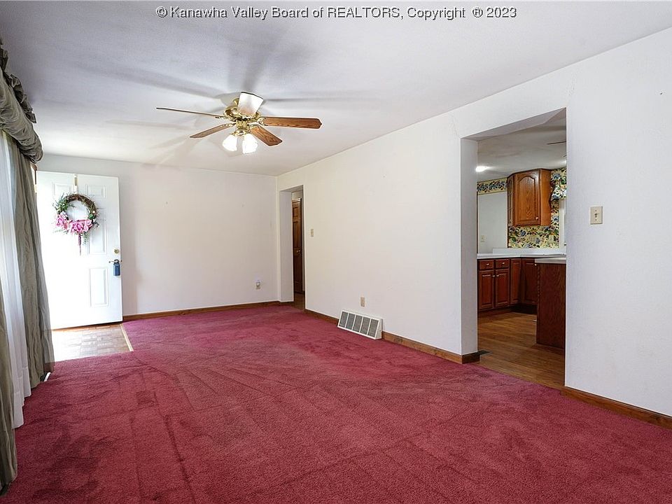 82 Toms Frk, Alum Creek, WV 25003 Zillow