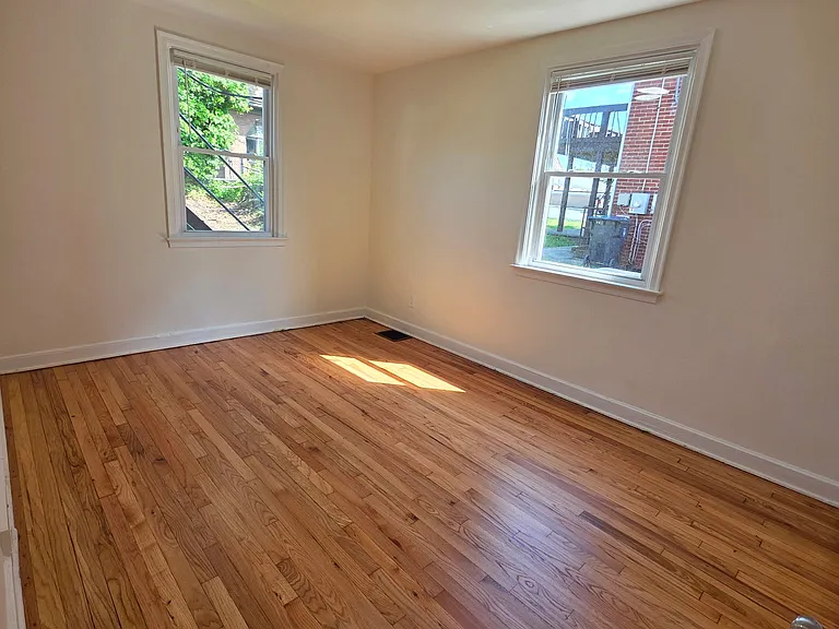 2309 N Broom St #2 — Photo 4