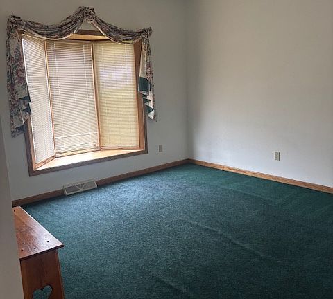 5th image of 600 34th Ave N
