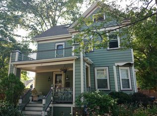 17 Garth Rd, West Roxbury, MA 02132