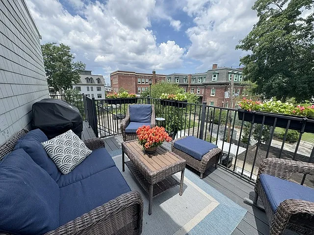 22 Roseclair St #3 — Photo 18