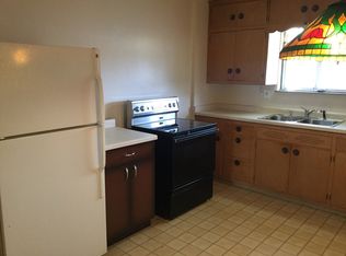 3727 N 87th St UPPR B, Milwaukee, WI 53222