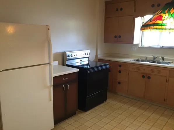 3727 N 87th St, 3727 N 87th St Uppr B, Milwaukee, WI 53222