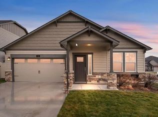 8 N Wooddale Ave, Eagle, ID 83616