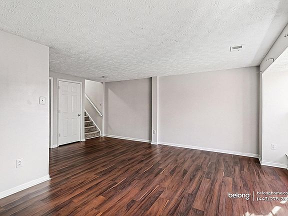 4th image of 535 Pensacola Dr