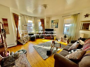 203 Hillside St APT 2R, Roxbury Crossing, MA 02120