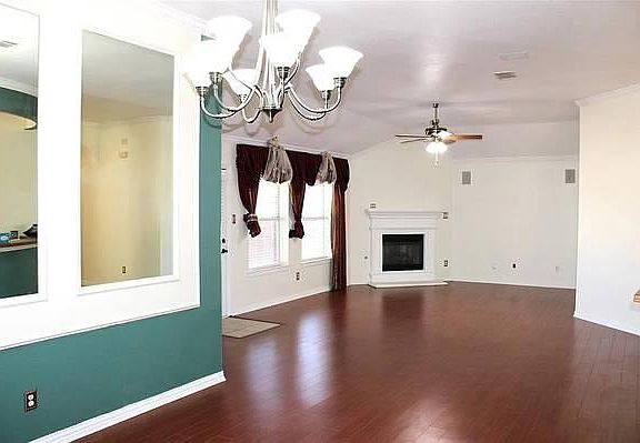 3rd image of 8574 Western Meadows Dr