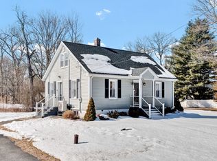 11 Peggy Ln, Farmington, CT 06032