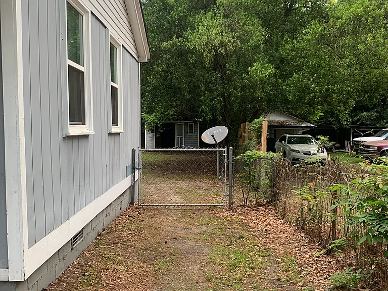 455 Allen Dr — Photo 7
