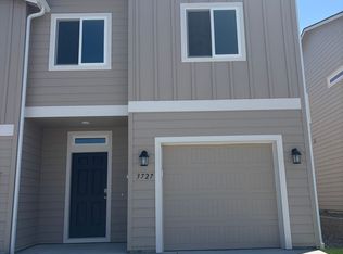 3727 S Roosevelt Pl, Kennewick, WA 99338