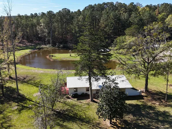 15891 Highway 19 N, Philadelphia, MS 39350