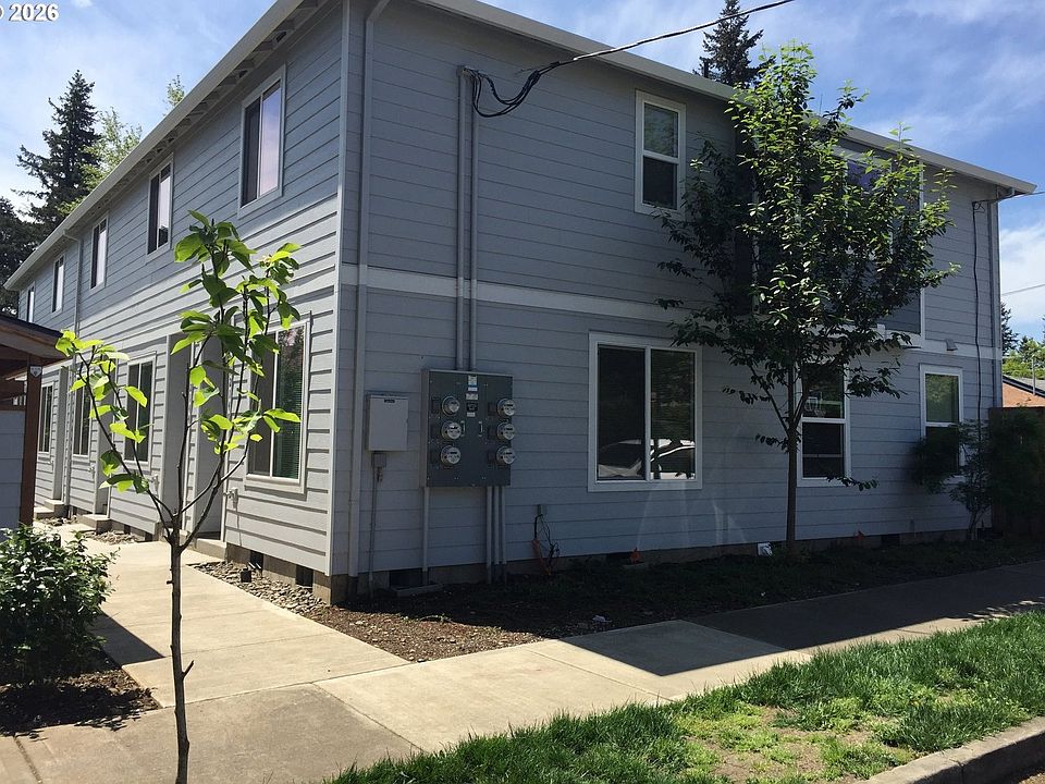1st image of 12140 SE Bush St