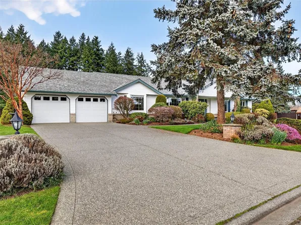 2257 Tarn Pl, North Cowichan, BC V9L 5E7