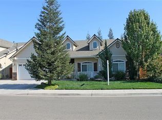 6588 N Bain Ave, Fresno, CA 93722