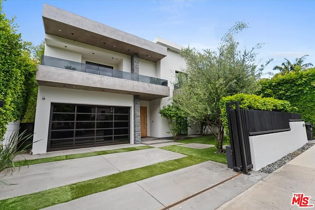 Building Photo - 853 N Kilkea Dr